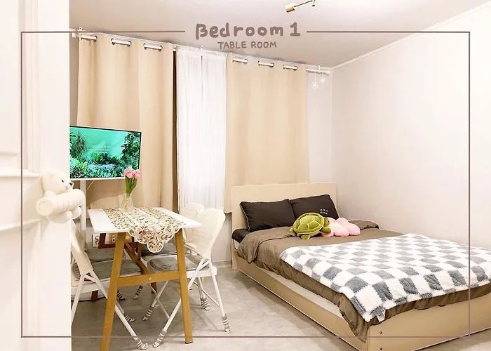 아파트 09's Cozy House In Hongdae Station